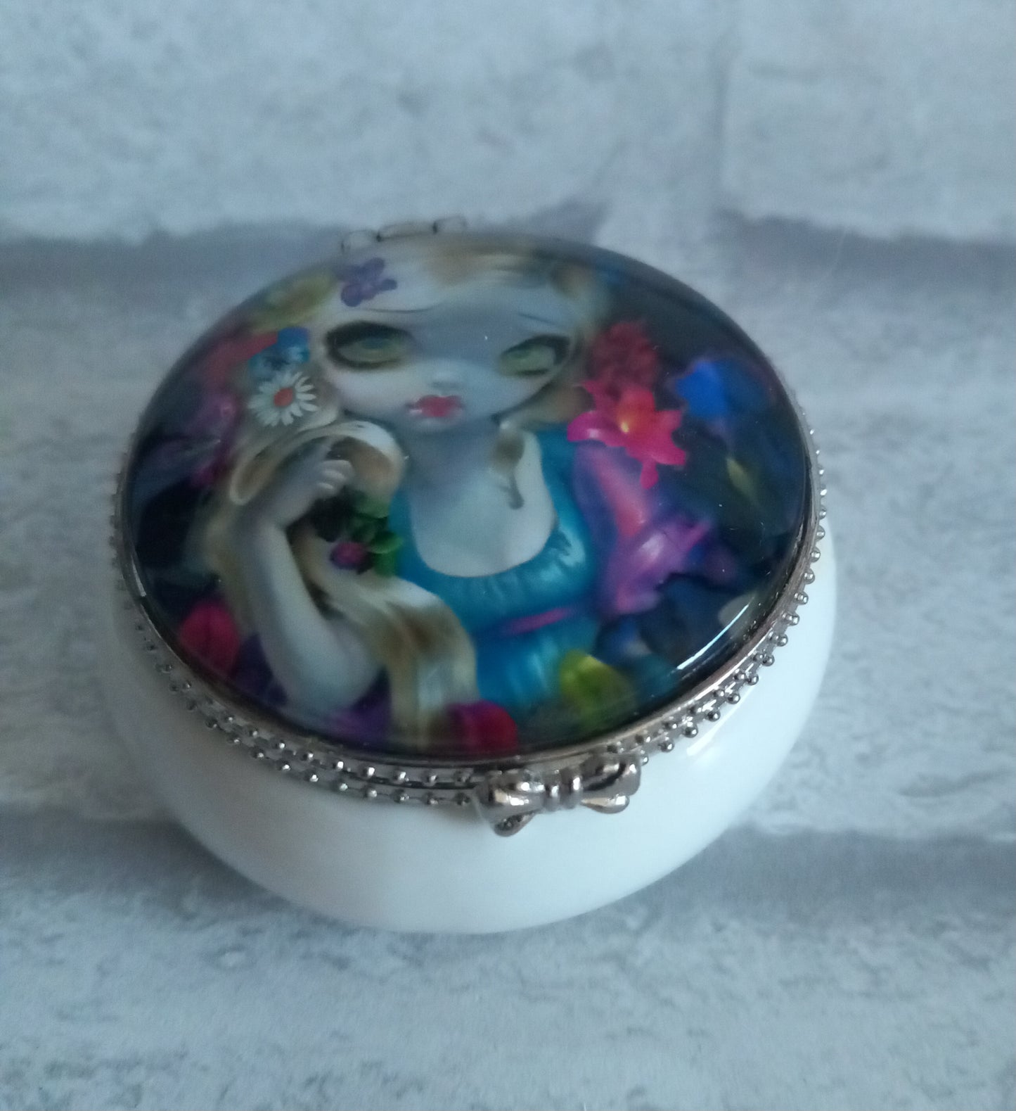 Flora Pill Box